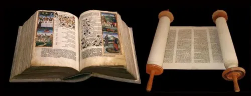 Een verlucht Hebreeuws handschrift naast een opengerolde Thorarol